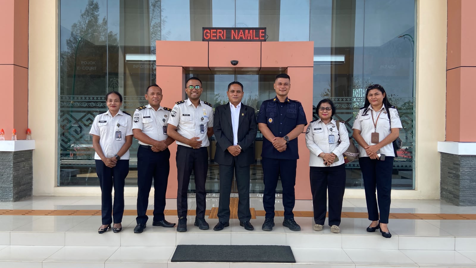 BAPAS AMBON PERKUAT SINERGI LITMAS NARAPIDANA BERSAMA APH DI BURU