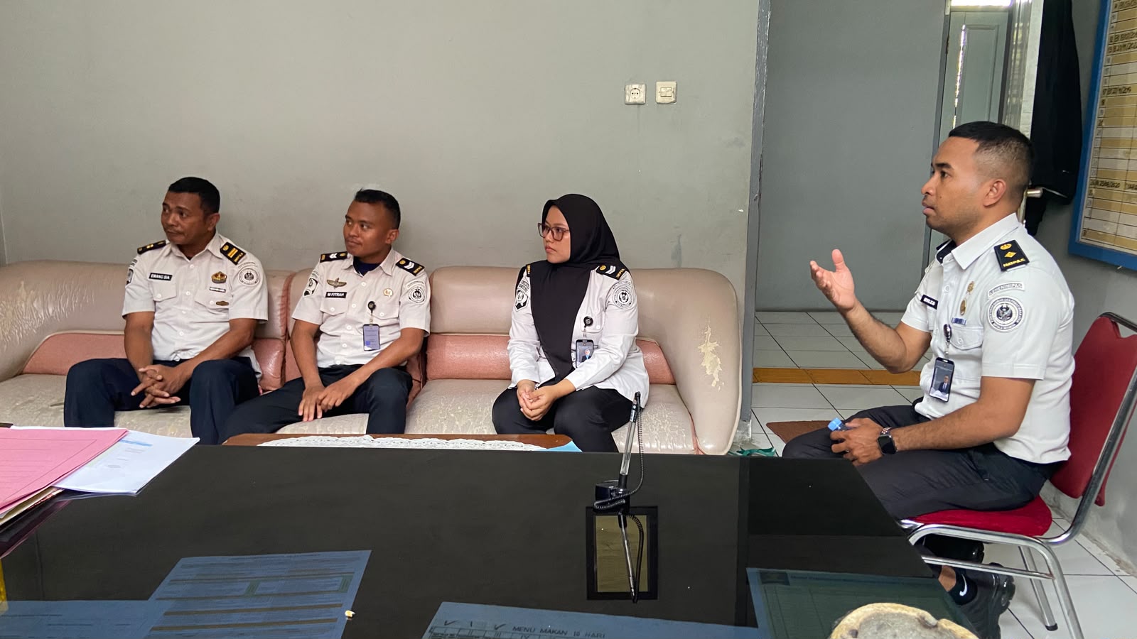 BAPAS AMBON OPTIMALKAN PEMBINAAN WARGA BINAAN LEWAT SOSIALISASI PERAN PPK DI LAPAS NAMLEA